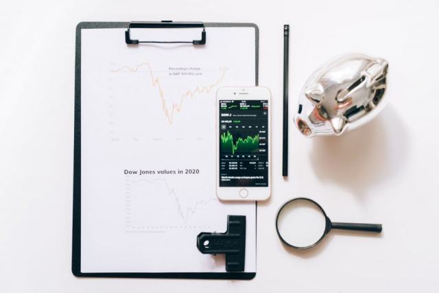 CAT ou assurance vie en euros : comparatif complet pour 2025 CAT ou assurance vie en euros : comparatif complet pour 2025